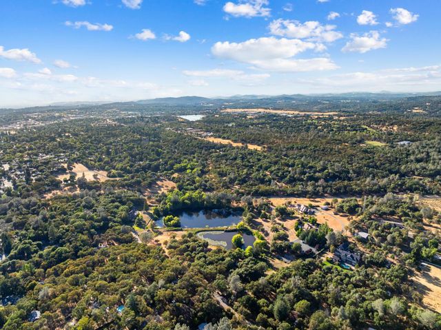 209 Channel Hill Rd, Auburn, CA 95603