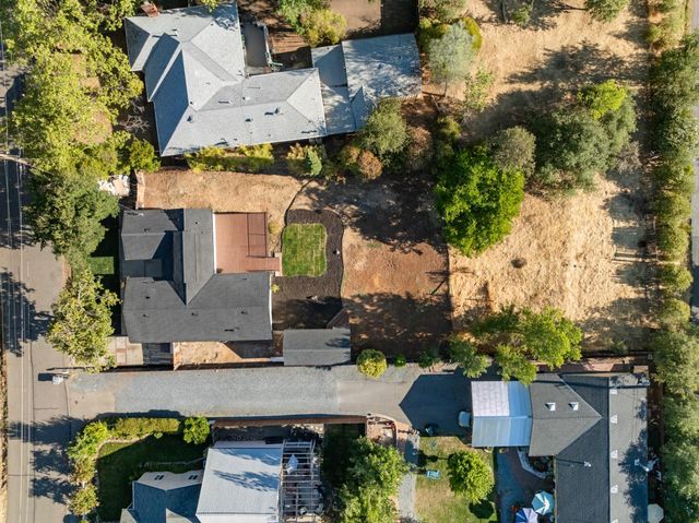 209 Channel Hill Rd, Auburn, CA 95603