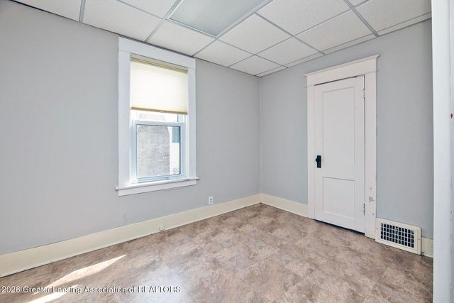 2204 Clifton Avenue, Lansing, MI 48910