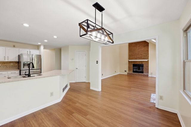 3889 Barnard Drive, Lexington, KY 40509