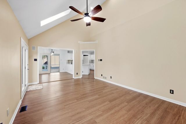 3889 Barnard Drive, Lexington, KY 40509