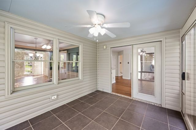 3889 Barnard Drive, Lexington, KY 40509