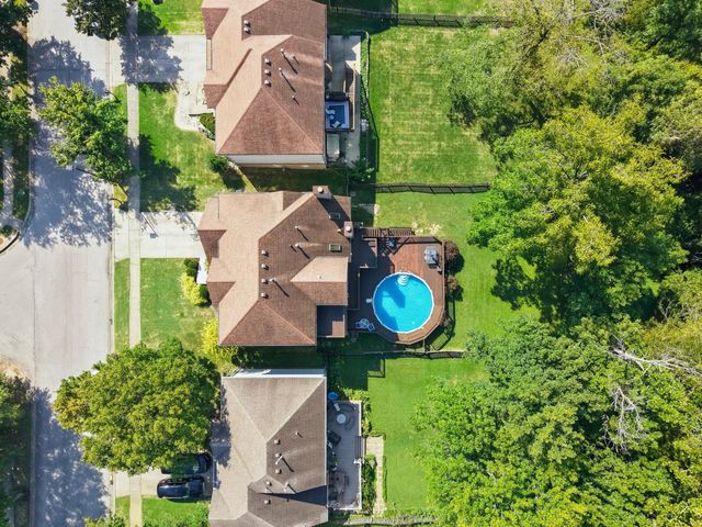 3889 Barnard Drive, Lexington, KY 40509
