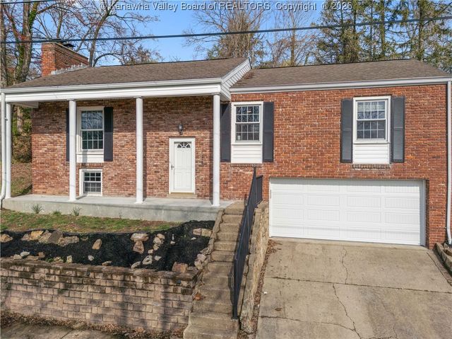 1501 Knob Road, Charleston, WV 25314