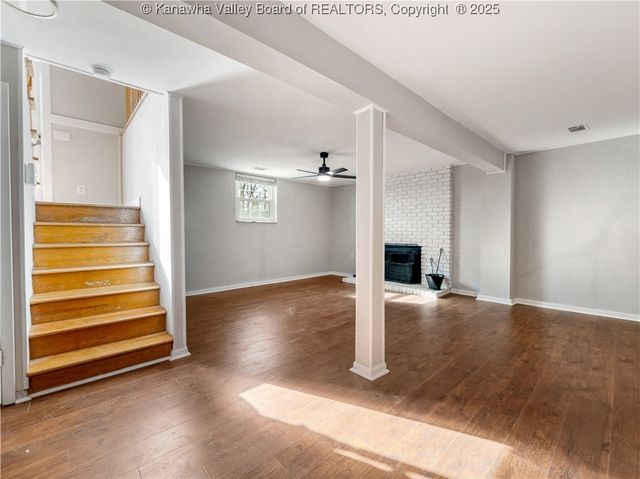 1501 Knob Road, Charleston, WV 25314