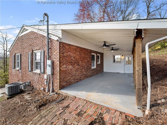 1501 Knob Road, Charleston, WV 25314