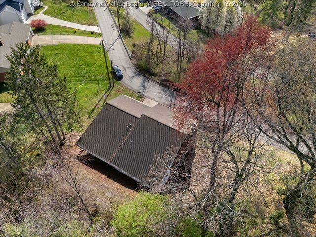 1501 Knob Road, Charleston, WV 25314