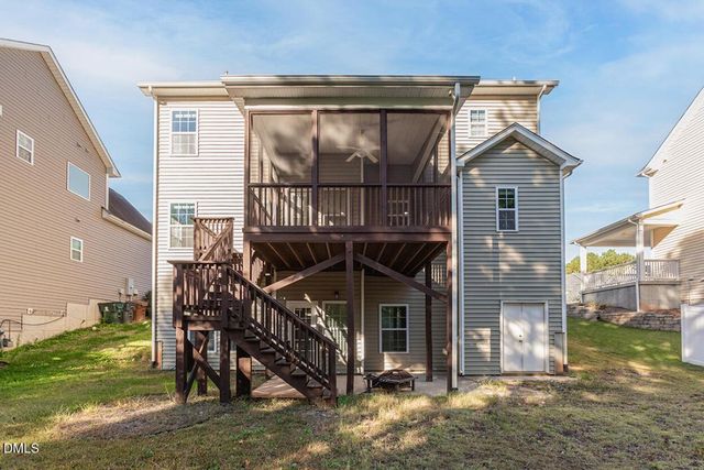 304 Vinewood Place, Holly Springs, NC 27540