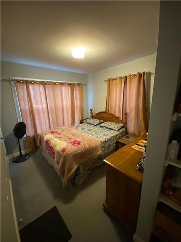 231 Douglas Avenue R-7, Providence, RI 02908