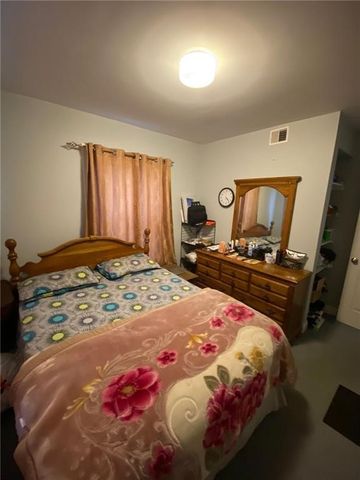 231 Douglas Avenue R-7, Providence, RI 02908