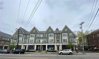 231 Douglas Avenue R-7, Providence, RI 02908
