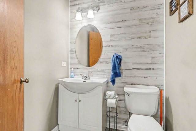 25355 Shannon Drive, Manhattan, IL 60442