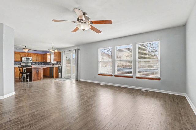 25355 Shannon Drive, Manhattan, IL 60442