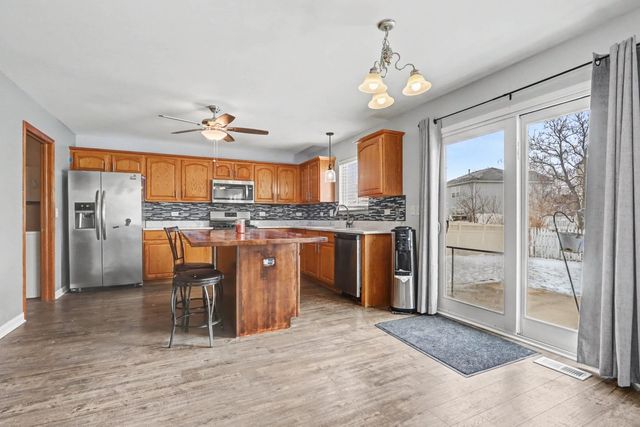 25355 Shannon Drive, Manhattan, IL 60442