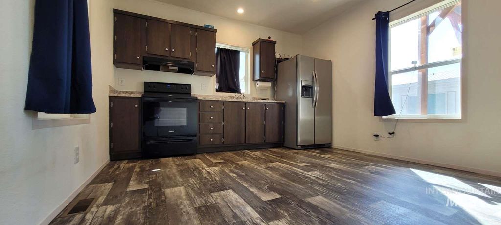 2960 N Linda Vista Ln 3, Boise, ID 83704 photo 3