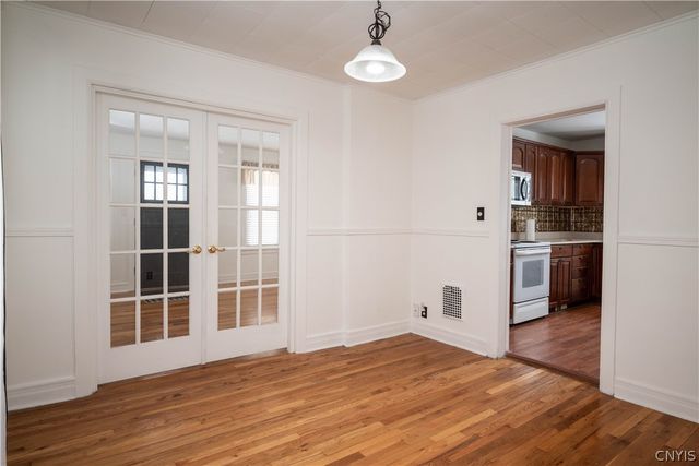 425 Larchmont Avenue, Utica, NY 13502