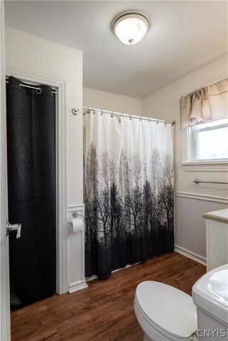 425 Larchmont Avenue, Utica, NY 13502