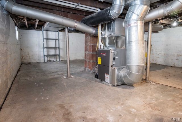 425 Larchmont Avenue, Utica, NY 13502