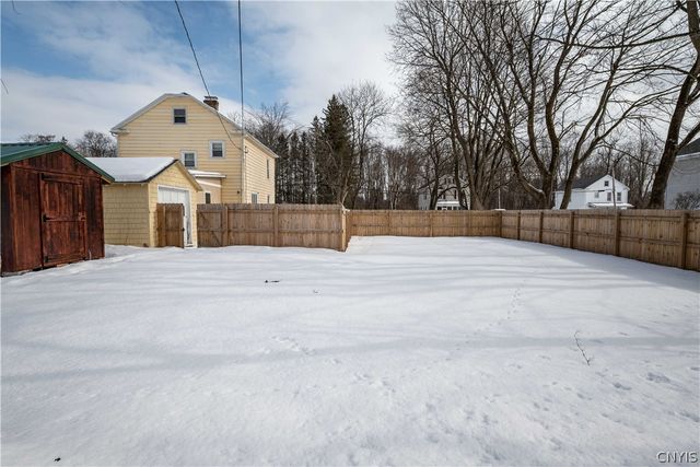 425 Larchmont Avenue, Utica, NY 13502