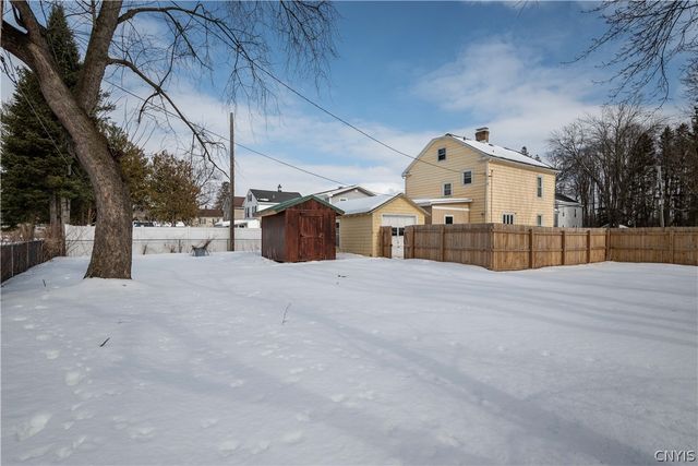 425 Larchmont Avenue, Utica, NY 13502