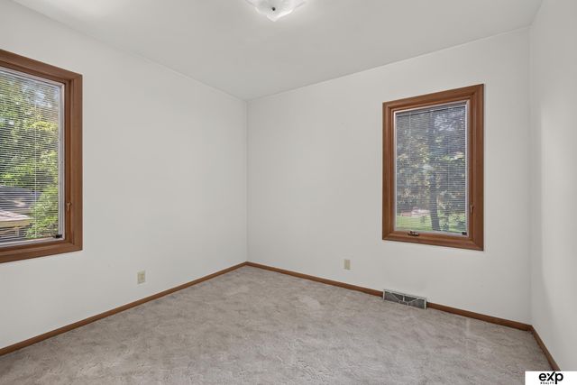 1804 Grove Road, Bellevue, NE 68005