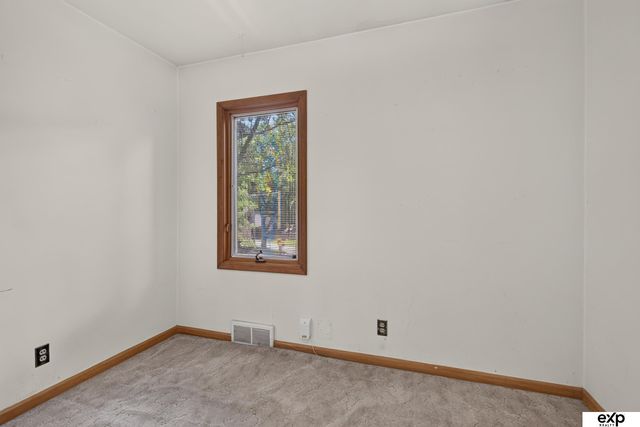 1804 Grove Road, Bellevue, NE 68005