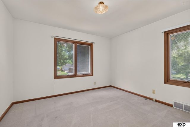 1804 Grove Road, Bellevue, NE 68005
