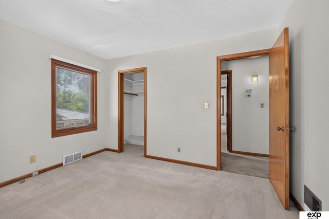 1804 Grove Road, Bellevue, NE 68005