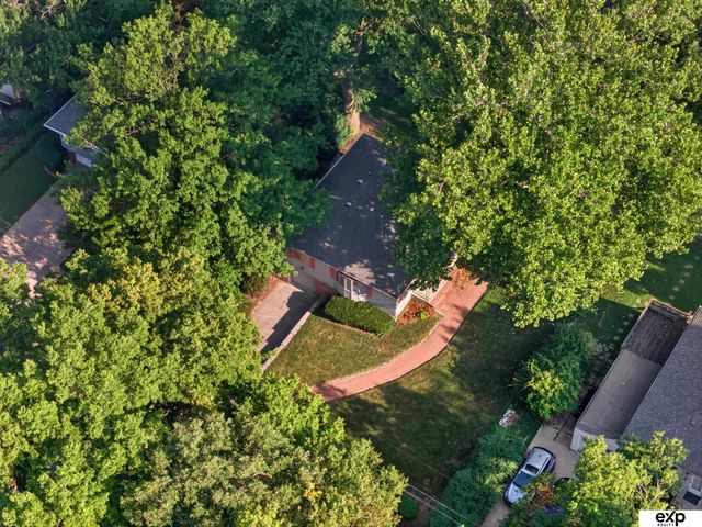 1804 Grove Road, Bellevue, NE 68005