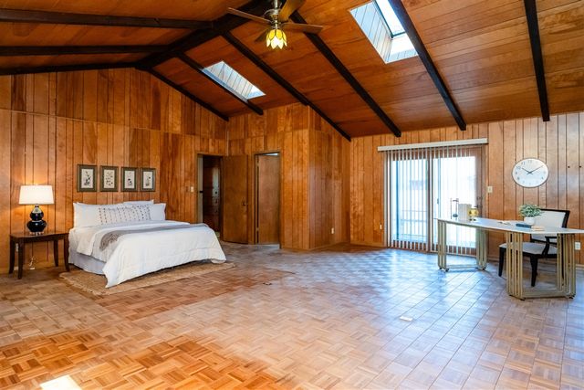 201 Sycamore Street, Three Oaks, MI 49128