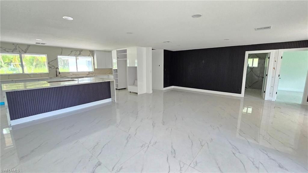 3689 Liberty SQ, FORT MYERS, FL 33908 — photo 2