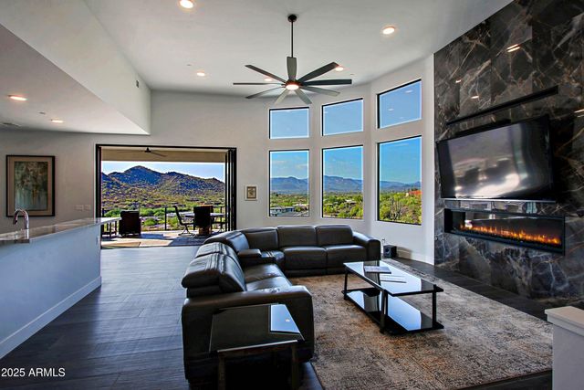 36444 N 61ST Street, Cave Creek, AZ 85331