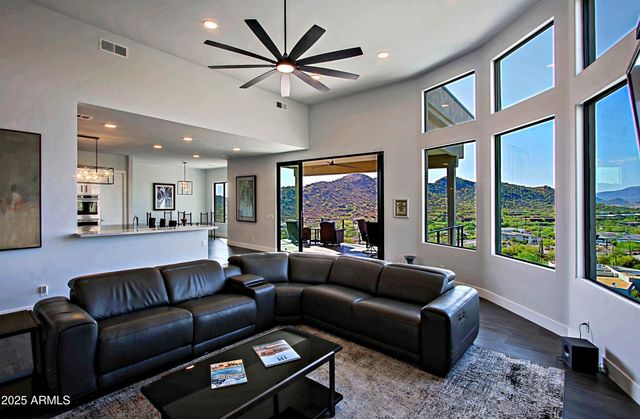 36444 N 61ST Street, Cave Creek, AZ 85331