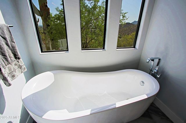 36444 N 61ST Street, Cave Creek, AZ 85331