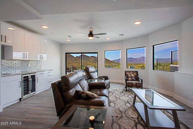 36444 N 61ST Street, Cave Creek, AZ 85331