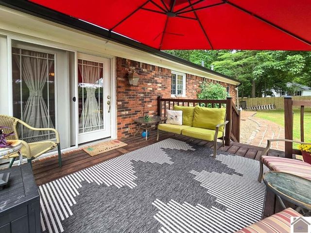 260 Briarwood Drive, Paducah, KY 42003