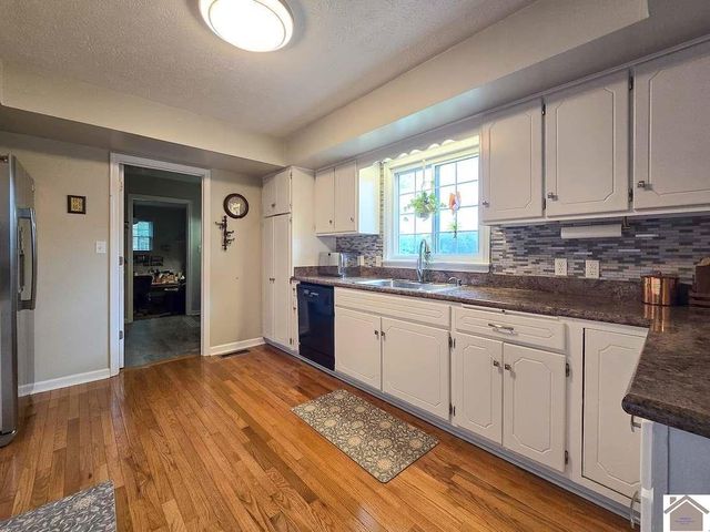 260 Briarwood Drive, Paducah, KY 42003