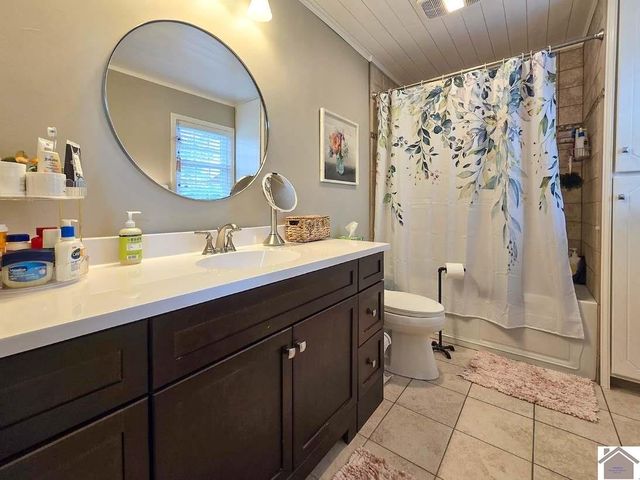 260 Briarwood Drive, Paducah, KY 42003