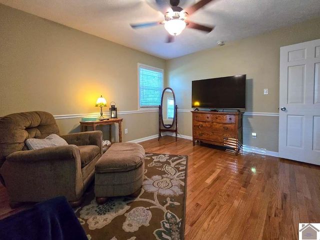 260 Briarwood Drive, Paducah, KY 42003