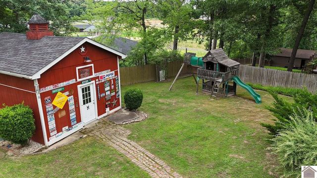 260 Briarwood Drive, Paducah, KY 42003