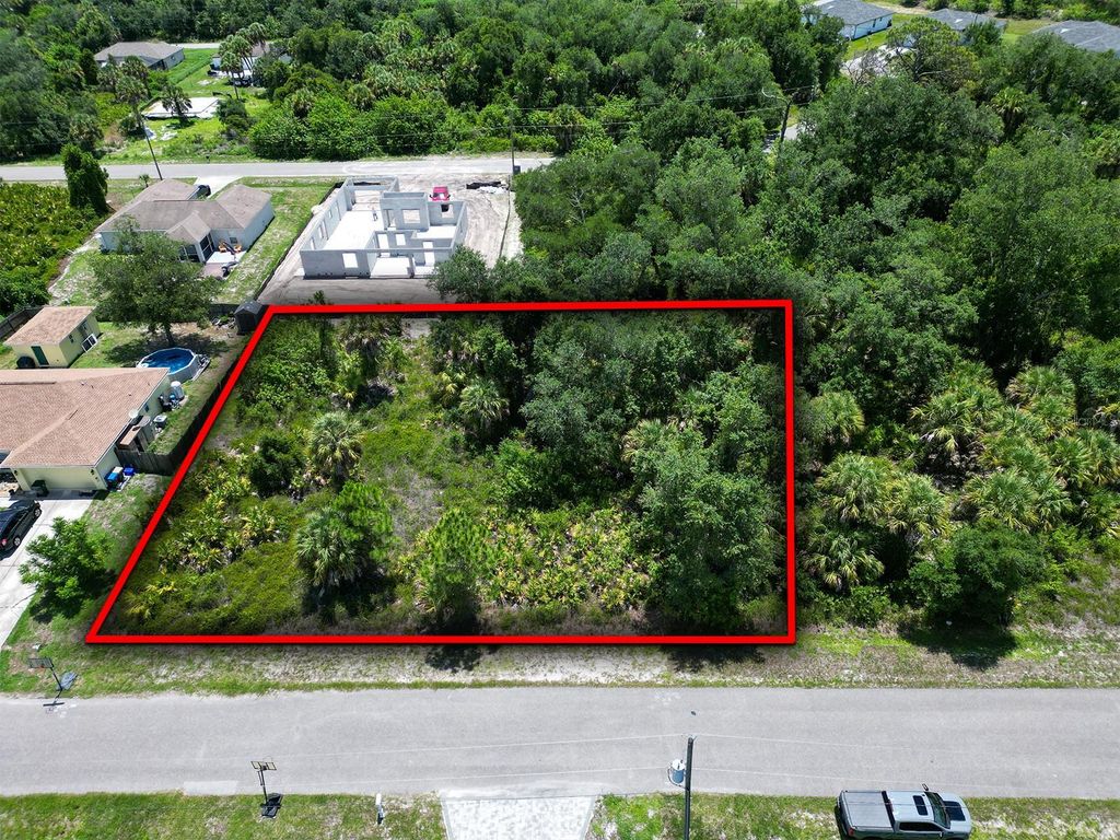 SELOVER ROAD, North Port, FL 34287