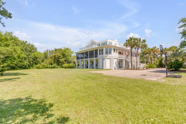 1705 Atlantic Avenue, Sullivans Island, SC 29482