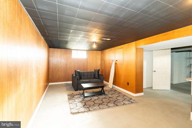 1037 16TH ST S, Arlington, VA 22202