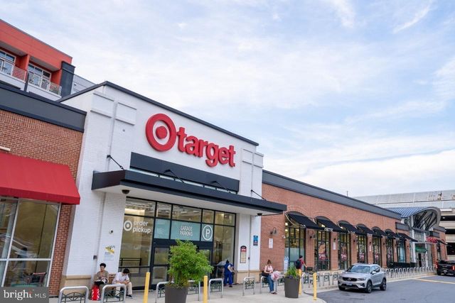 1037 16TH ST S, Arlington, VA 22202