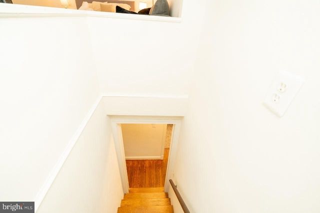 1037 16TH ST S, Arlington, VA 22202