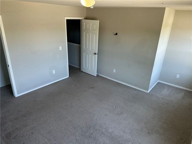 5110 Claxton Circle, Fayetteville, AR 72704