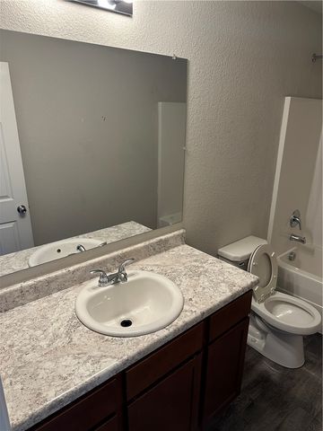 5110 Claxton Circle, Fayetteville, AR 72704