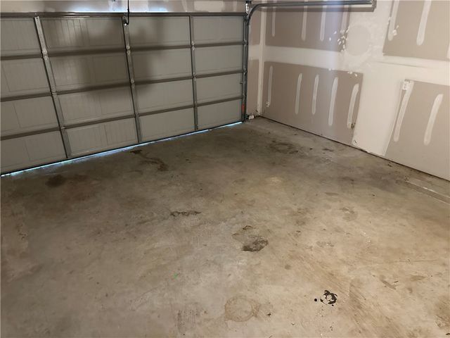 5110 Claxton Circle, Fayetteville, AR 72704