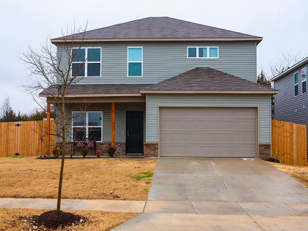 5110 Claxton Circle, Fayetteville, AR 72704