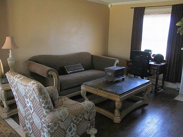 2247 Van Brunt Boulevard, Kansas City, MO 64127